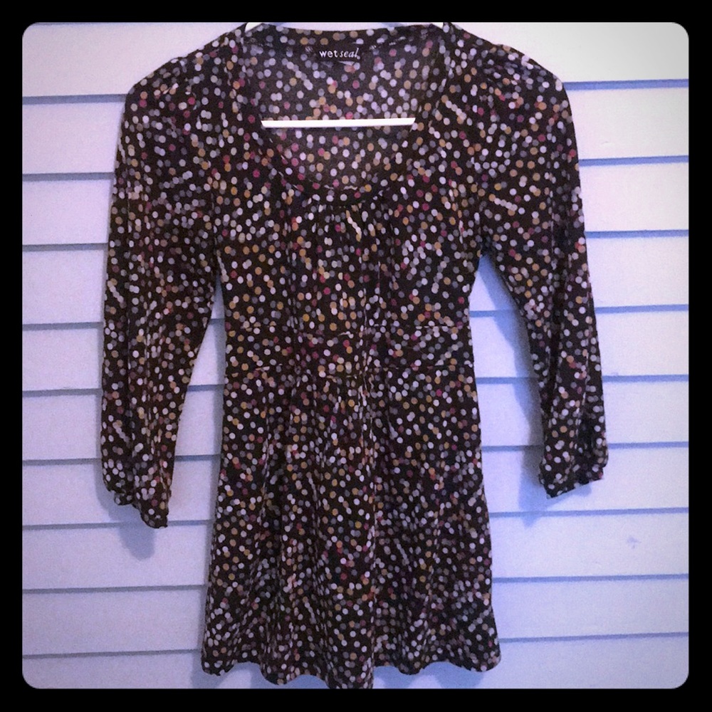 2 for $15/ Polka dot tie back scoop neck black top